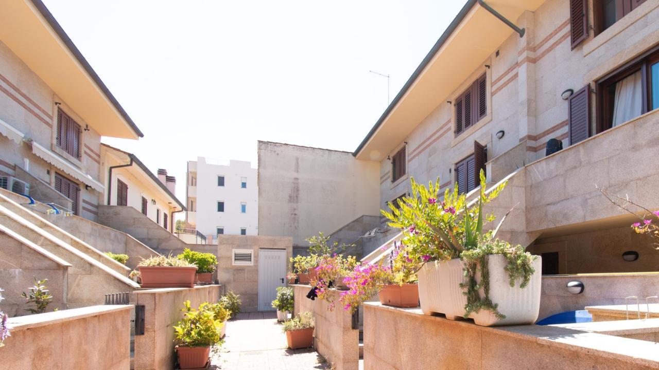 Sardinianworld - La Dimora Del Mare Apartment Torre Grande Bagian luar foto