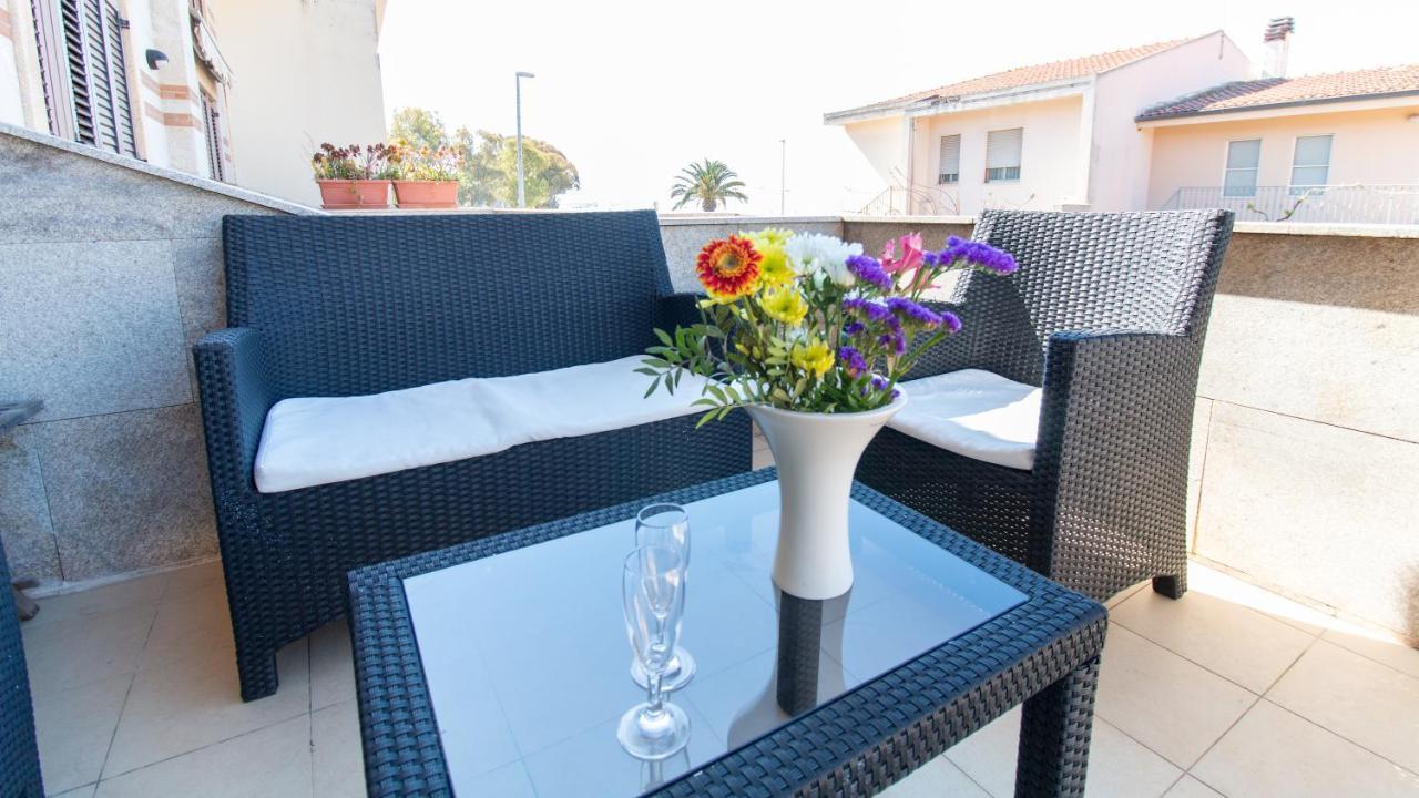 Sardinianworld - La Dimora Del Mare Apartment Torre Grande Bagian luar foto